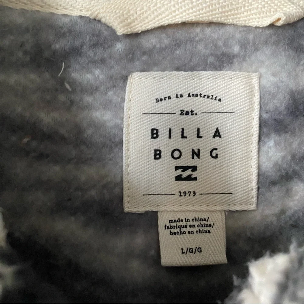 Billabong girls off-track fluffy zebra grafton buttons faux fur jacket size L/12 - Picture 3 of 7